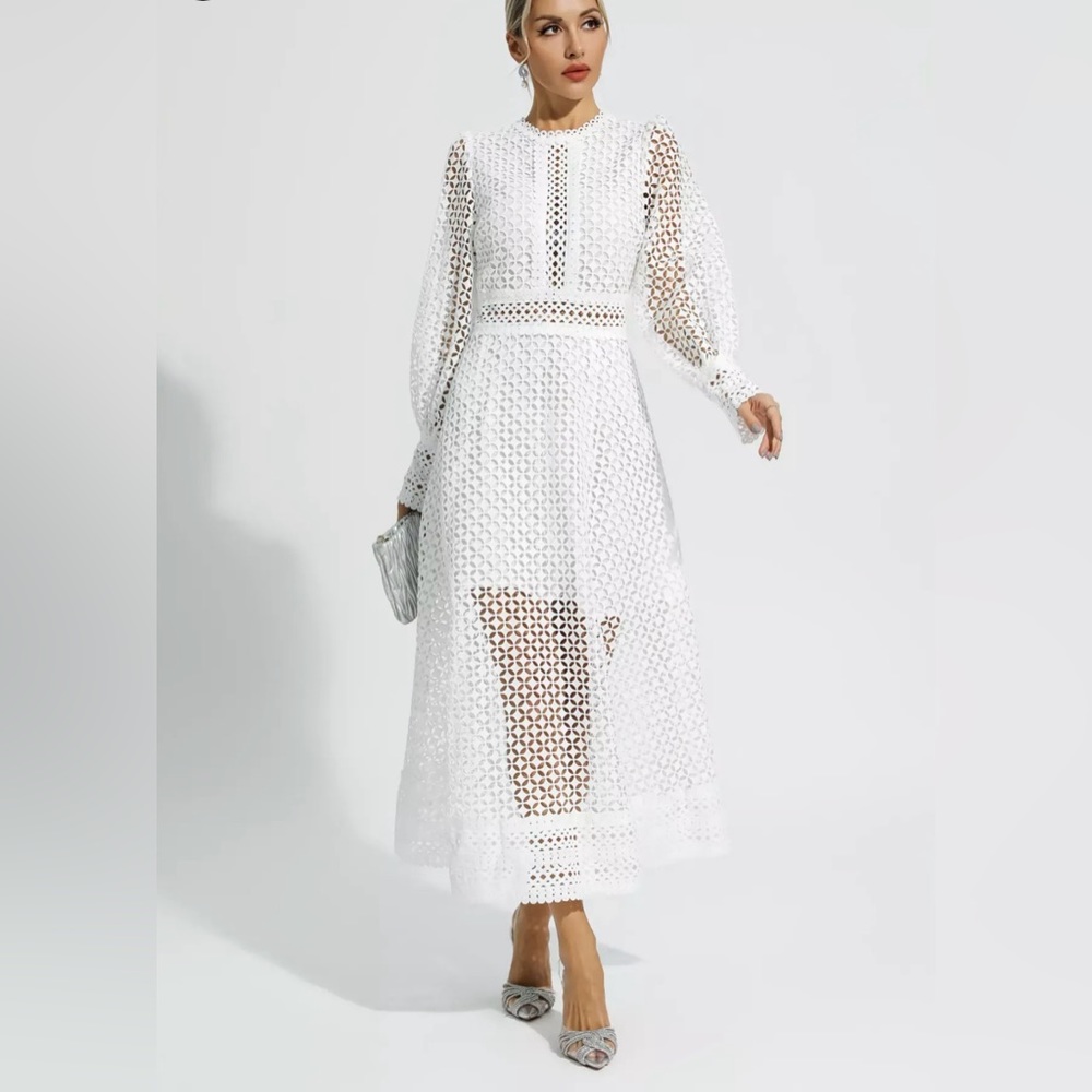 NWT Monroe White Hollow Long Sleeve Maxi Dress - Picture 2 of 4